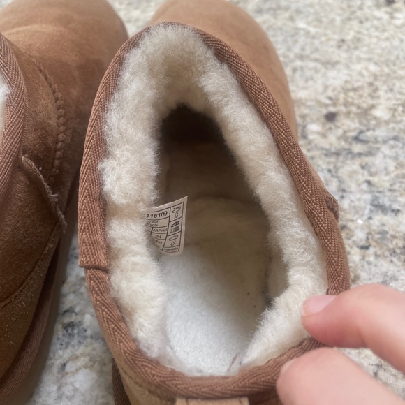 UGG Classic Ultra Mini Size 7 - Picture 9 of 10